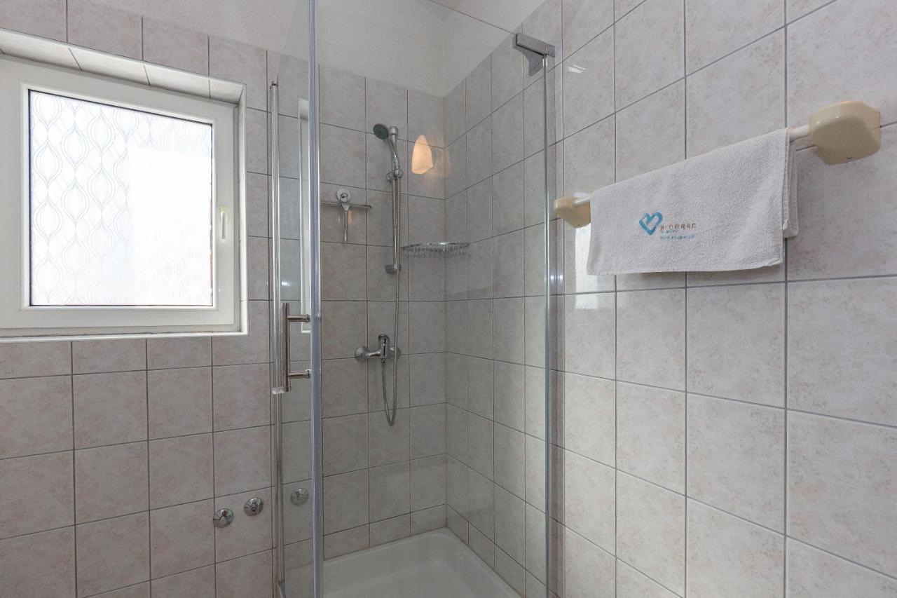 Apartments Dalmata Biograd na Moru Kültér fotó