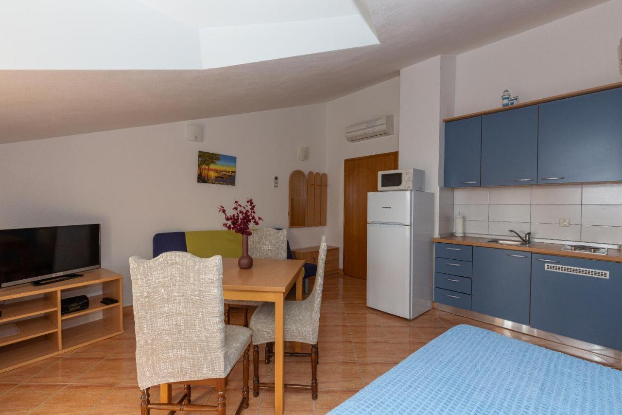 Apartments Dalmata Biograd na Moru Kültér fotó