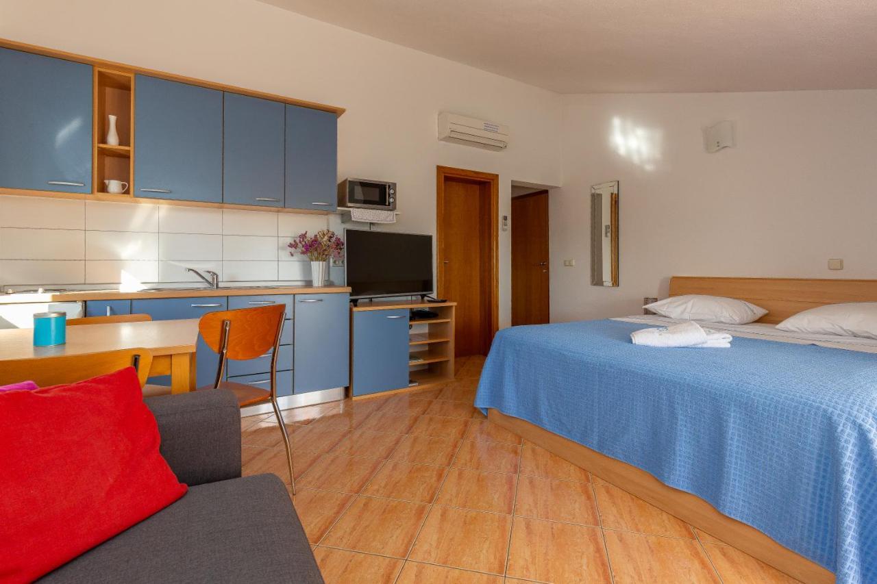 Apartments Dalmata Biograd na Moru Kültér fotó